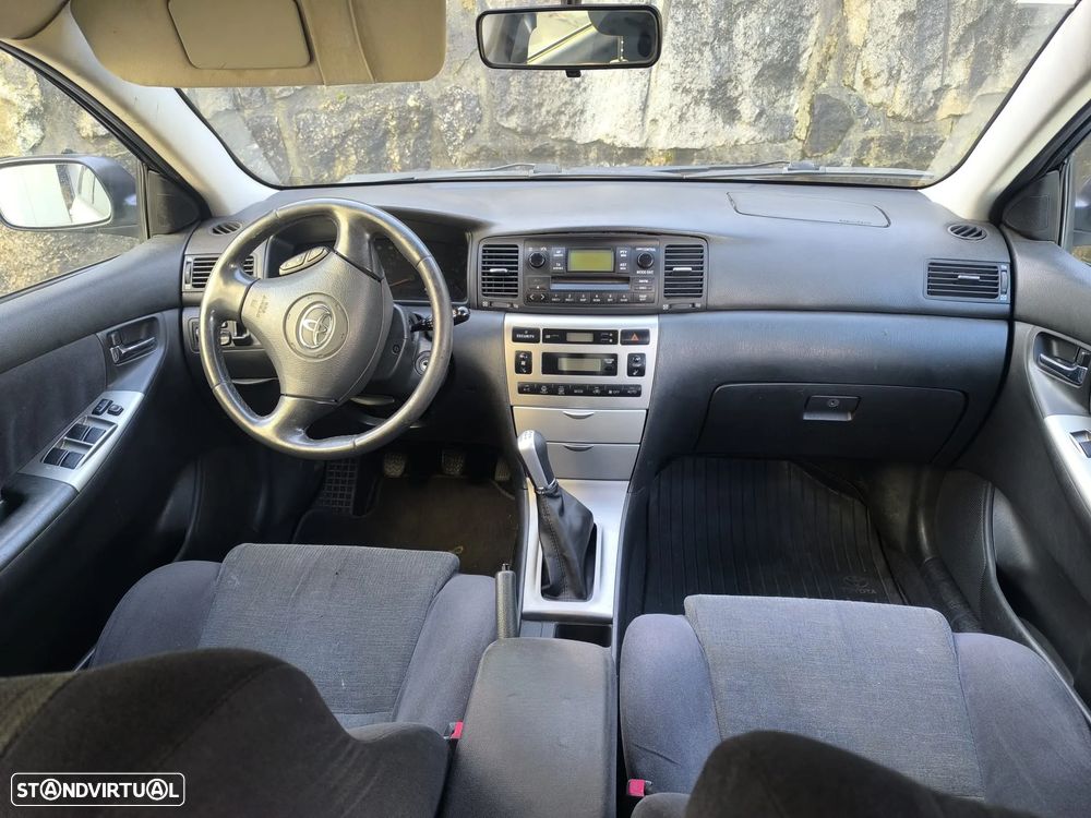 Toyota Corolla 2.0 D-4D Sol - 5
