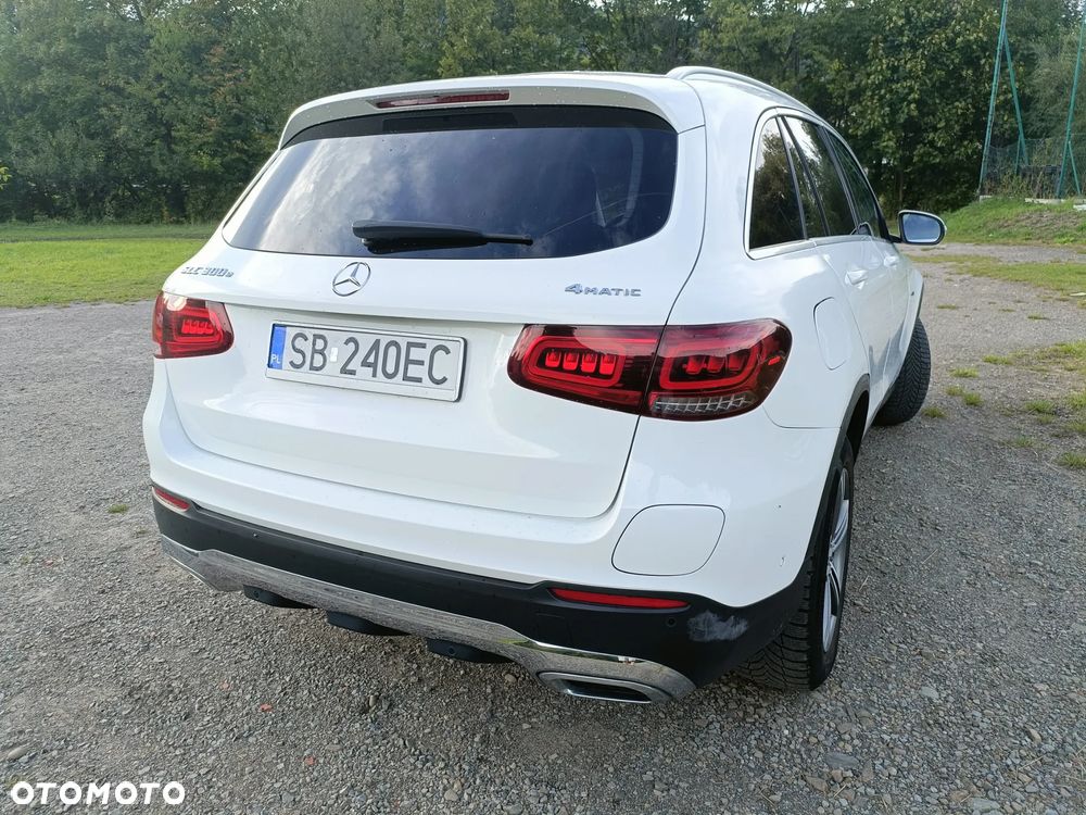 Mercedes-Benz GLC - 21