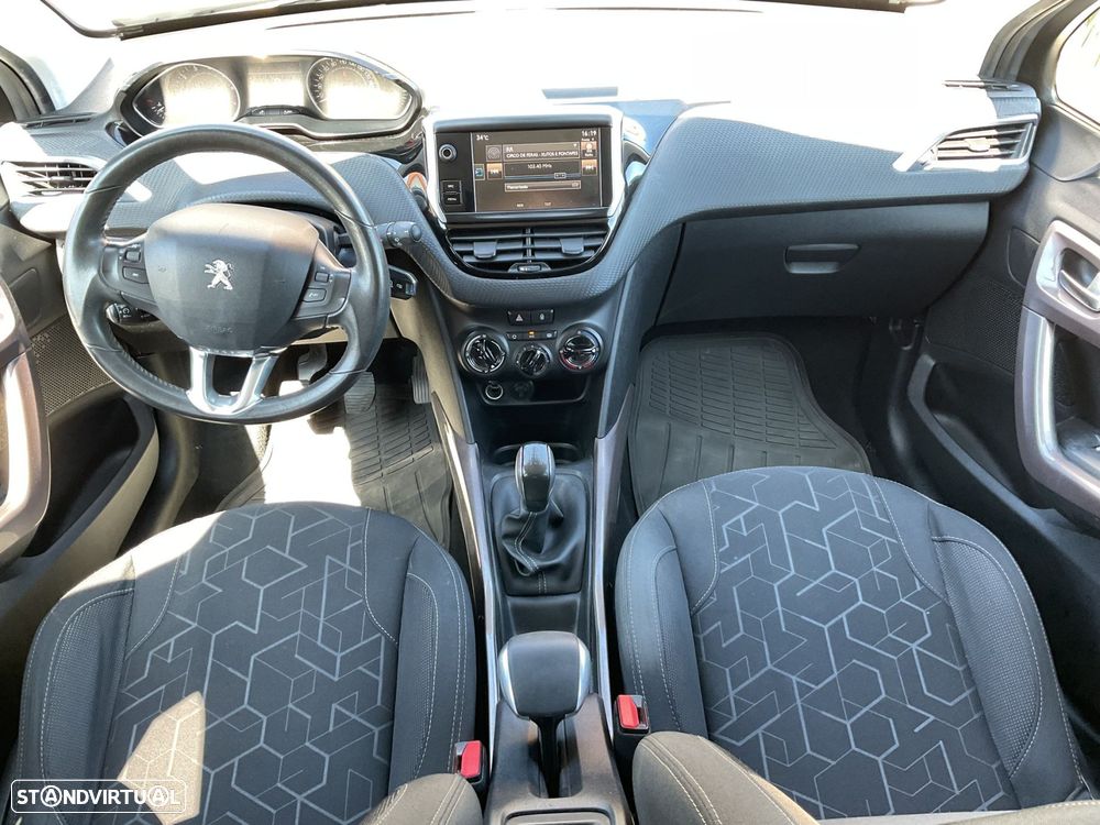 Peugeot 2008 1.2 PureTech Style - 26