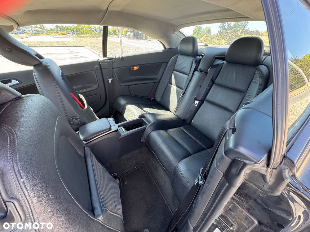 Volvo C70 2.0D Momentum - 11