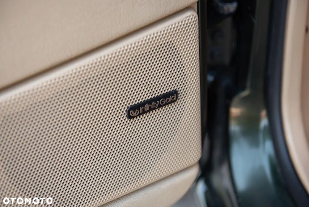 Jeep Grand Cherokee - 15