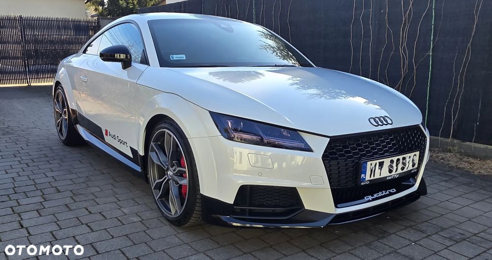 Audi TT S Coupé - 1