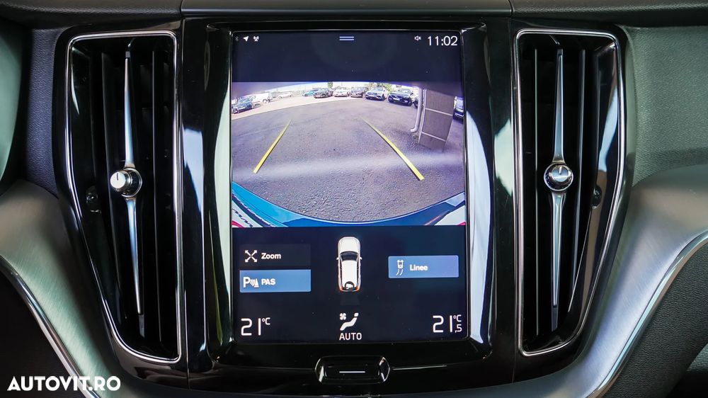 Volvo XC 60 T8 Twin Engine AWD Momentum - 13