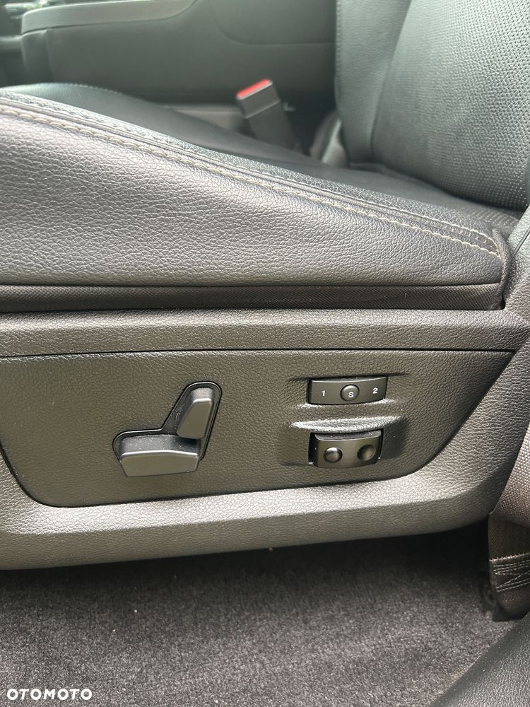 Dodge RAM - 21