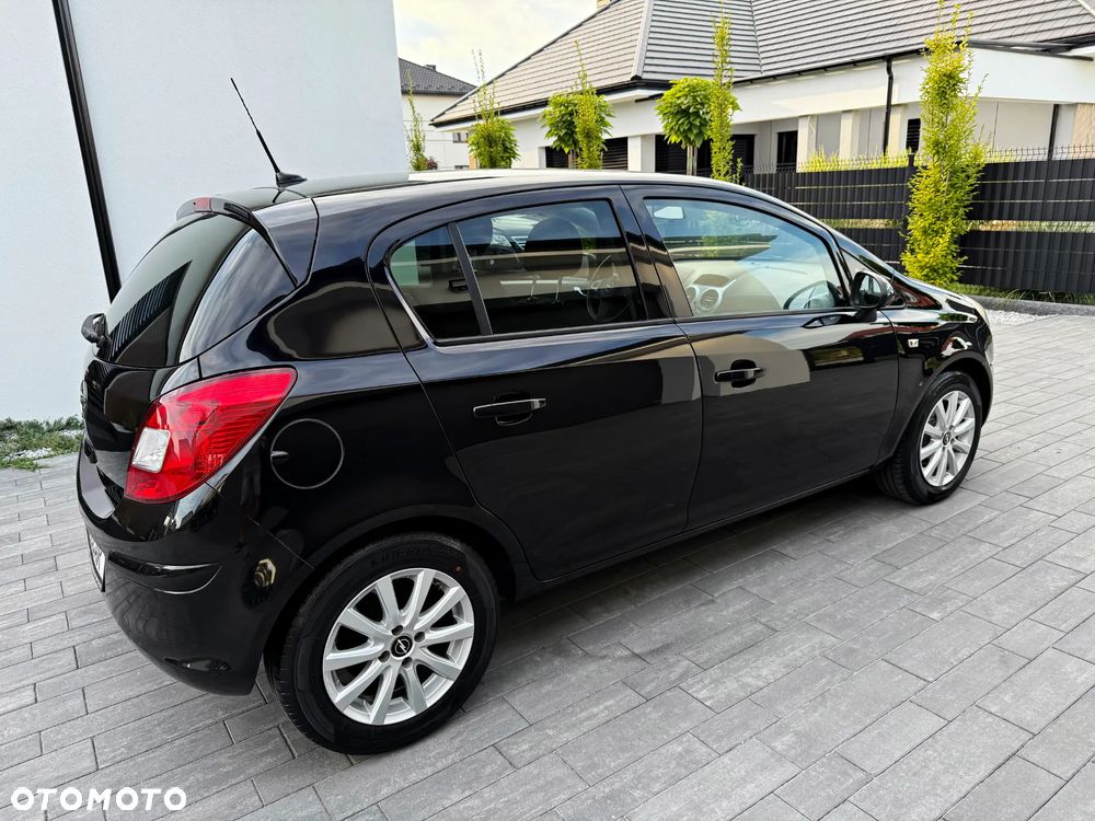 Opel Corsa 1.4 16V 150 Jahre - 33