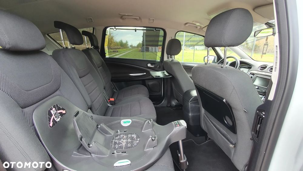 Ford S-Max - 15