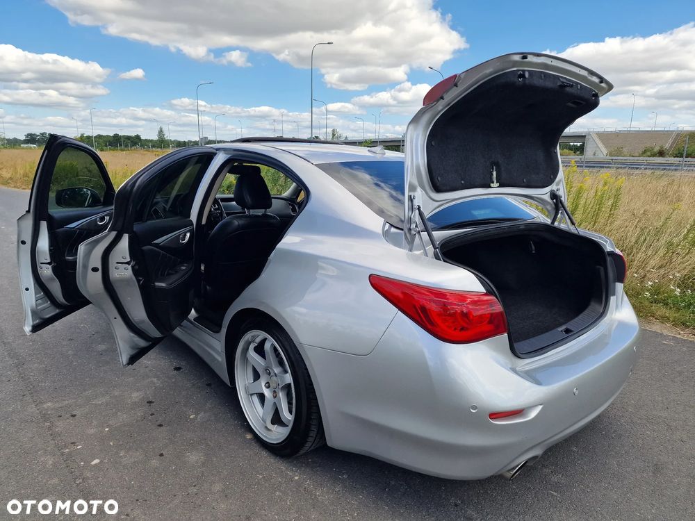 Infiniti Q50 - 31