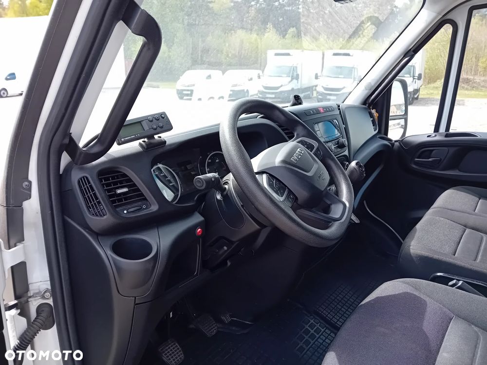 Iveco DAILY 70C18H - 12
