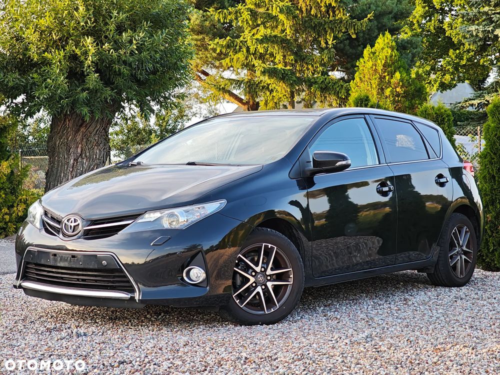 Toyota Auris 1.6 Sol - 1
