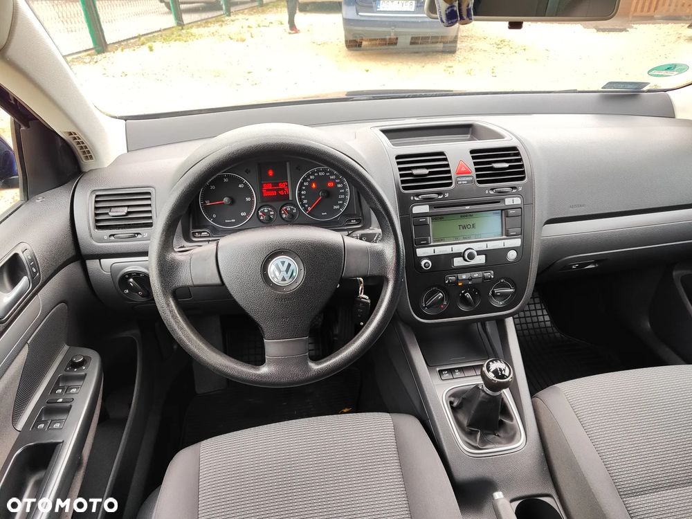Volkswagen Golf V 1.9 TDI Comfortline - 19