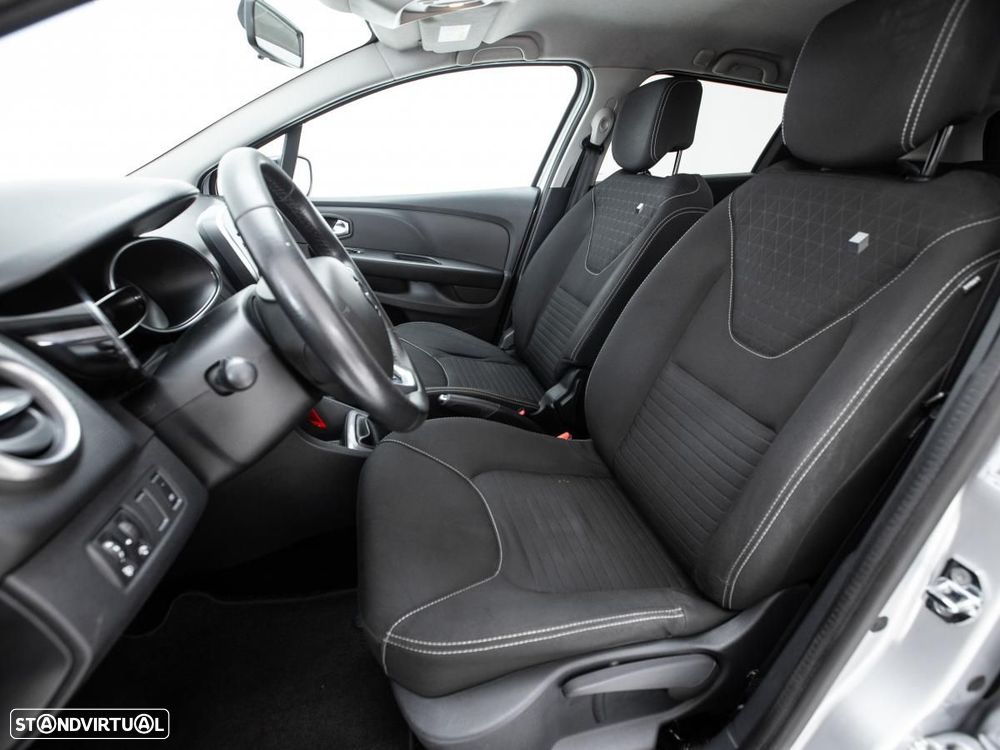 Renault Clio Sport Tourer 1.5 dCi Limited EDition - 8