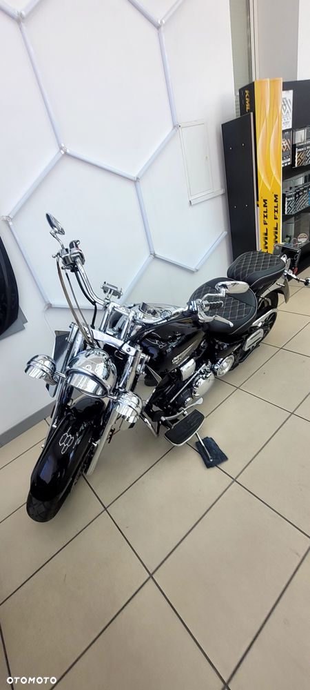 Yamaha XV - 16