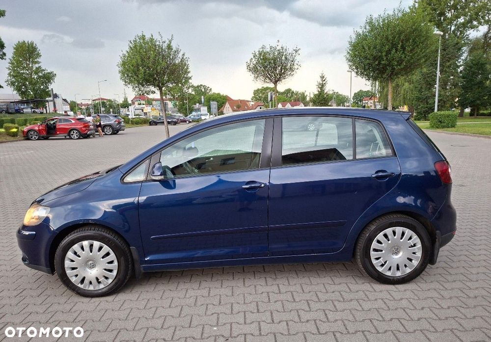 Volkswagen Golf Plus - 11
