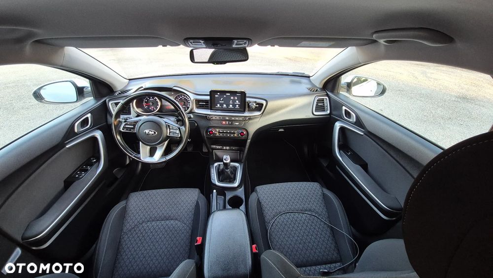 Kia Ceed - 20