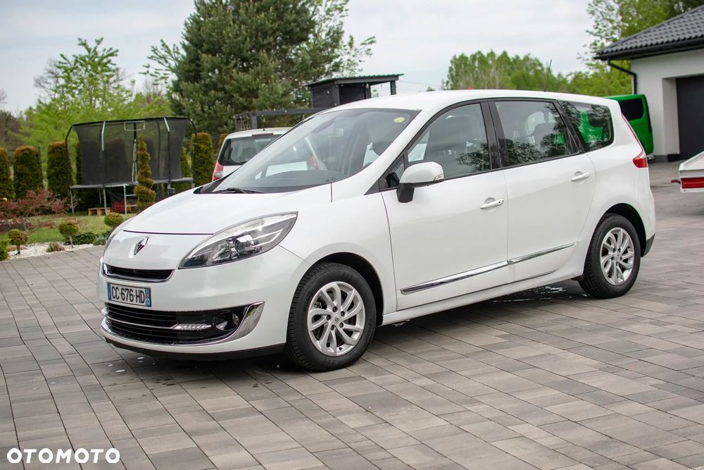 Renault Grand Scenic - 27