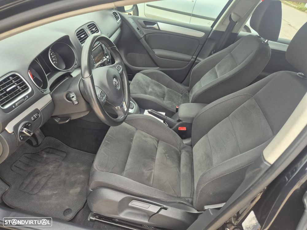 VW Golf 1.6 TDi Highline DSG - 16