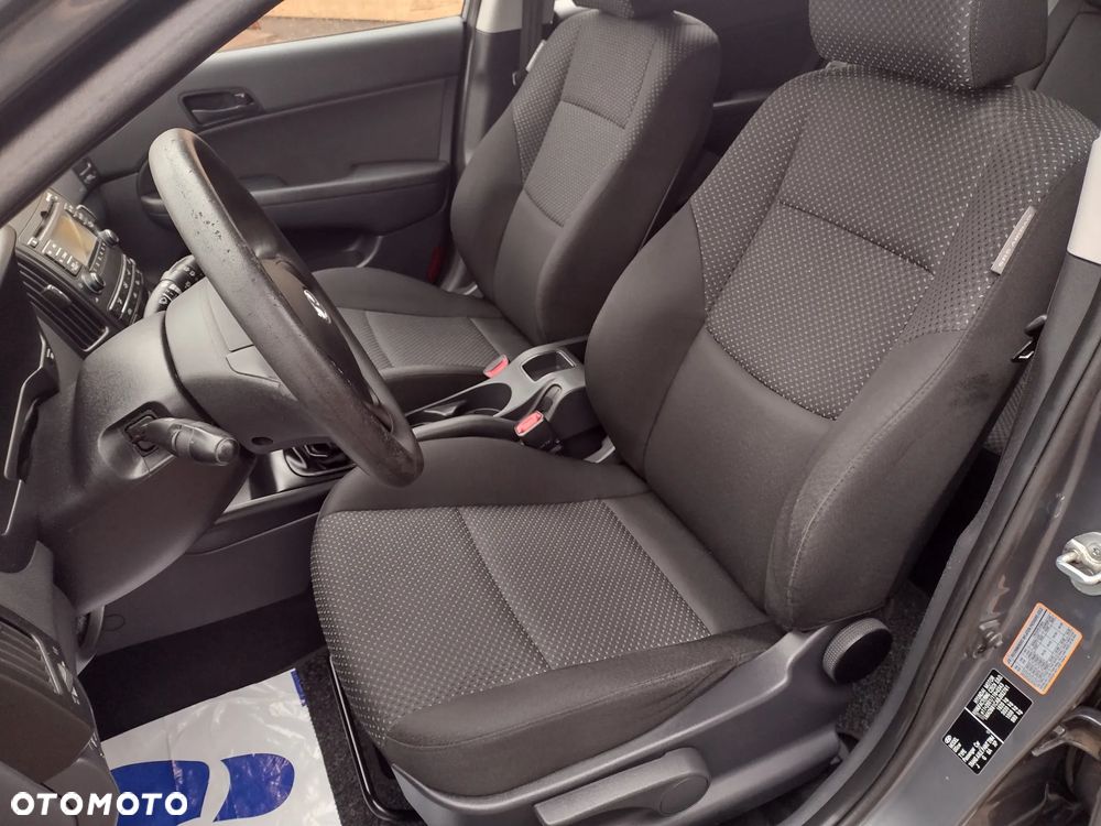 Hyundai i30 i30cw 1.4 blue Comfort - 16