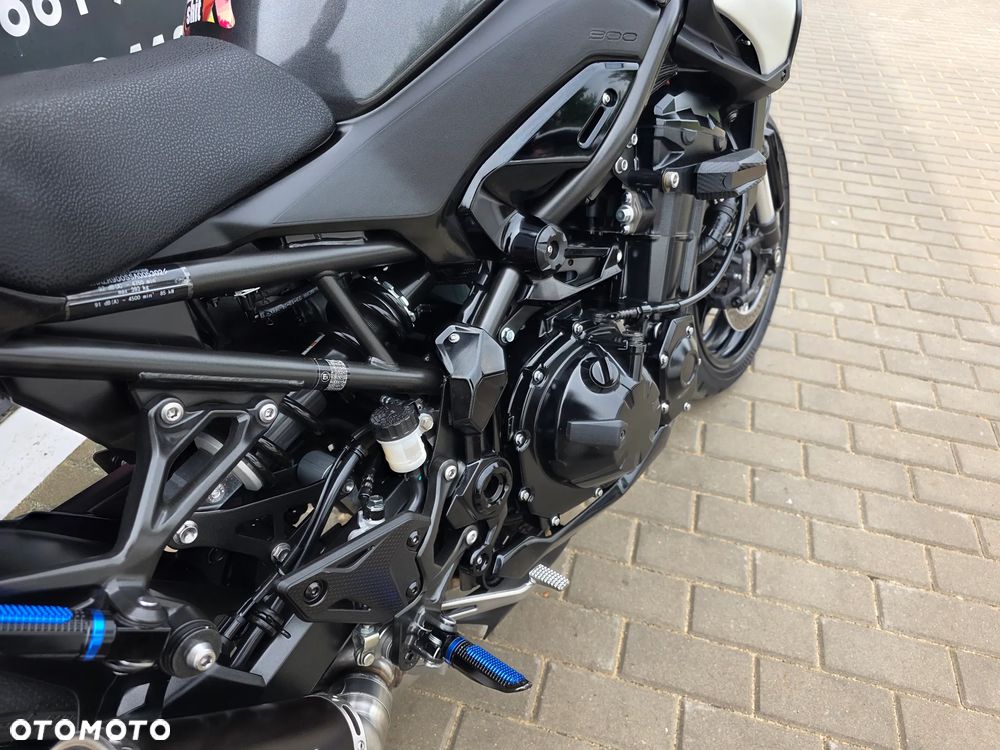 Kawasaki Z 900 - 20