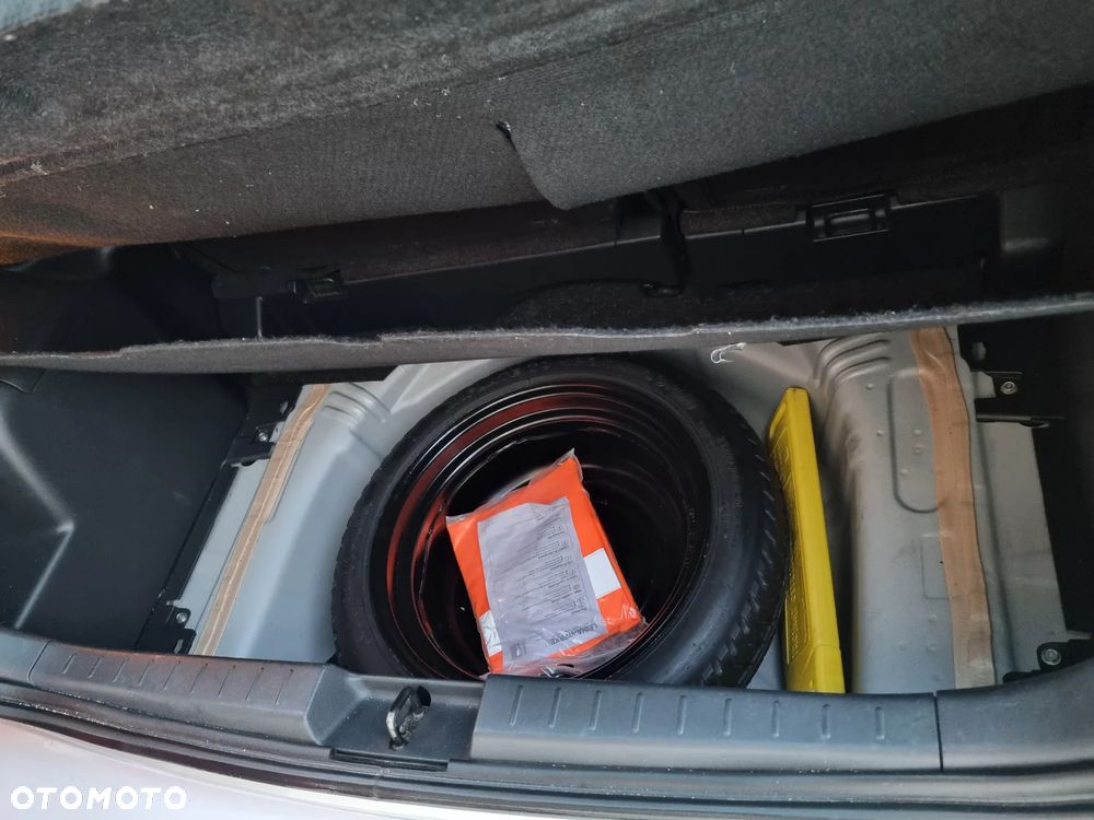 Toyota Yaris 1.33 VVT-i - 8