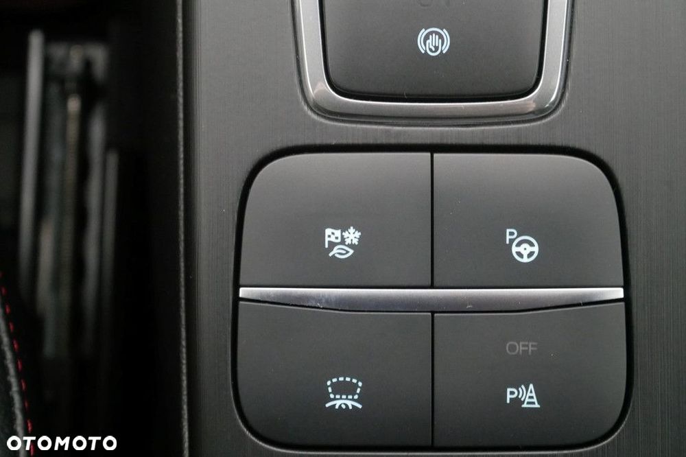 Ford Kuga - 26