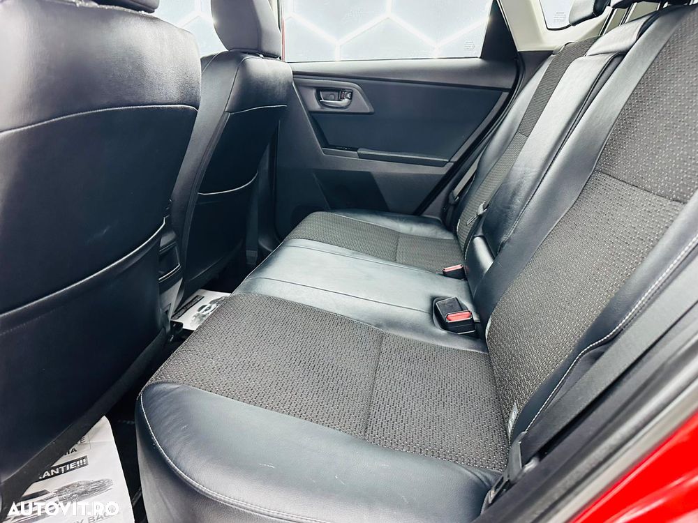 Toyota Auris 1.6 Valvematic Edition - 16