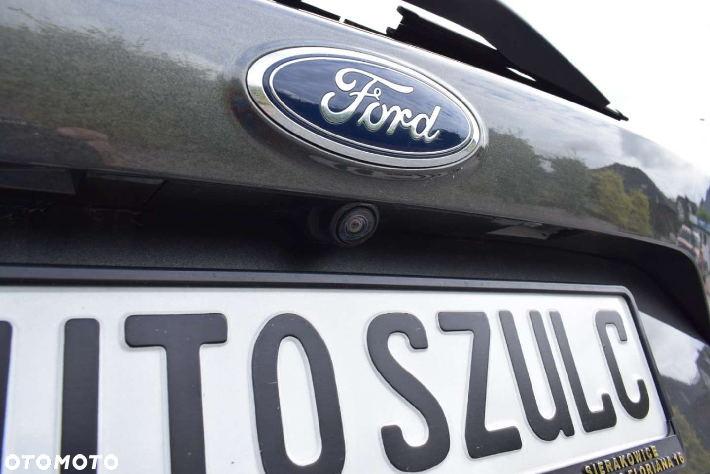 Ford Kuga - 11