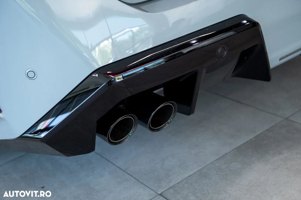 BMW M5 xDrive AT PHEV - 11