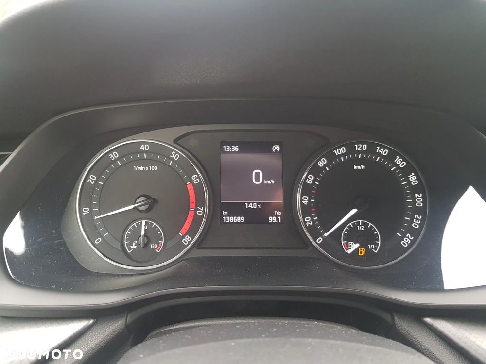 Skoda Octavia 1.5 TSI ACT Style - 15