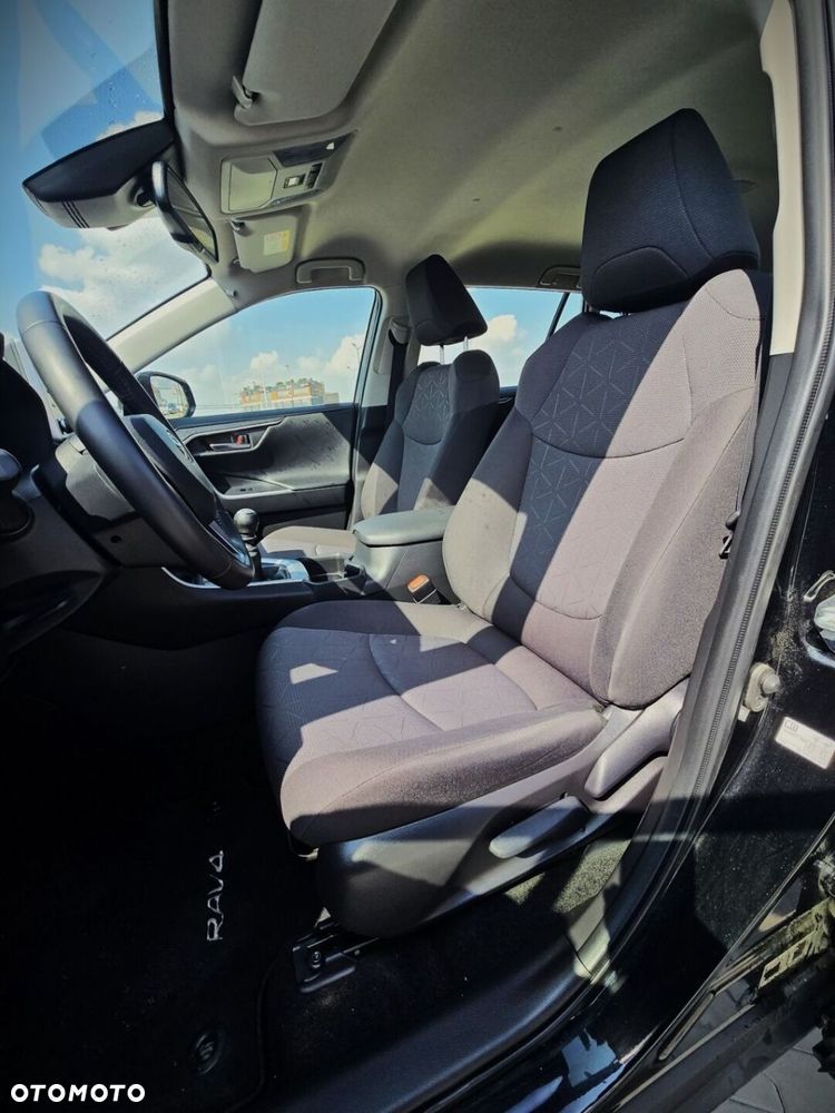 Toyota RAV4 - 17