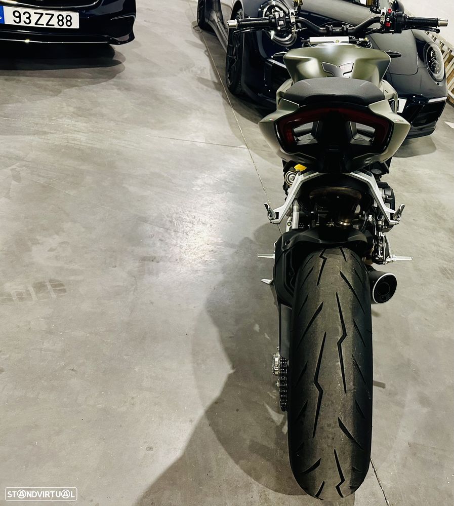 Ducati Streetfighter V2 - 11