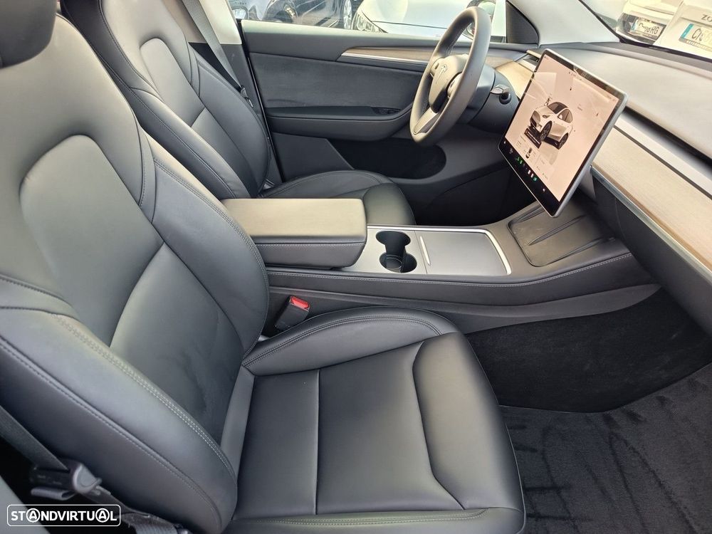 Tesla Model Y Tração Traseira - 19