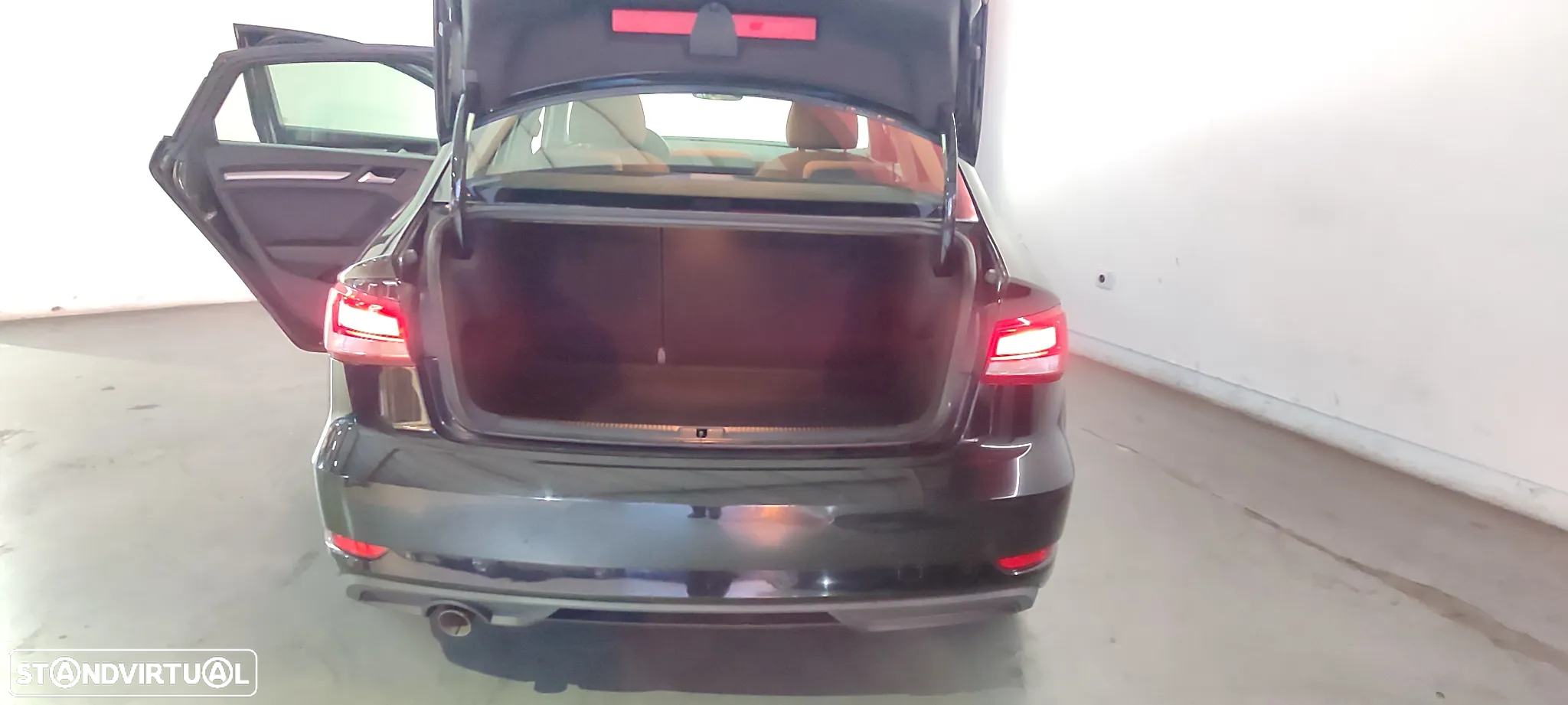 Audi A3 Limousine 30 TDI - 13