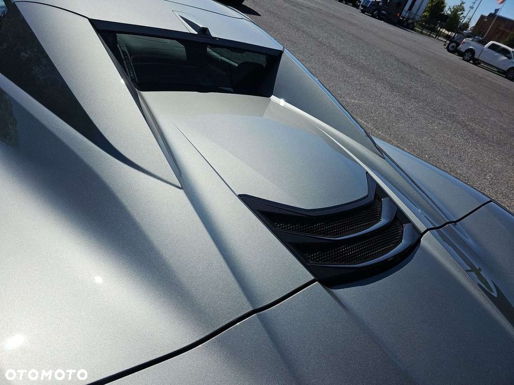 Chevrolet Corvette - 7