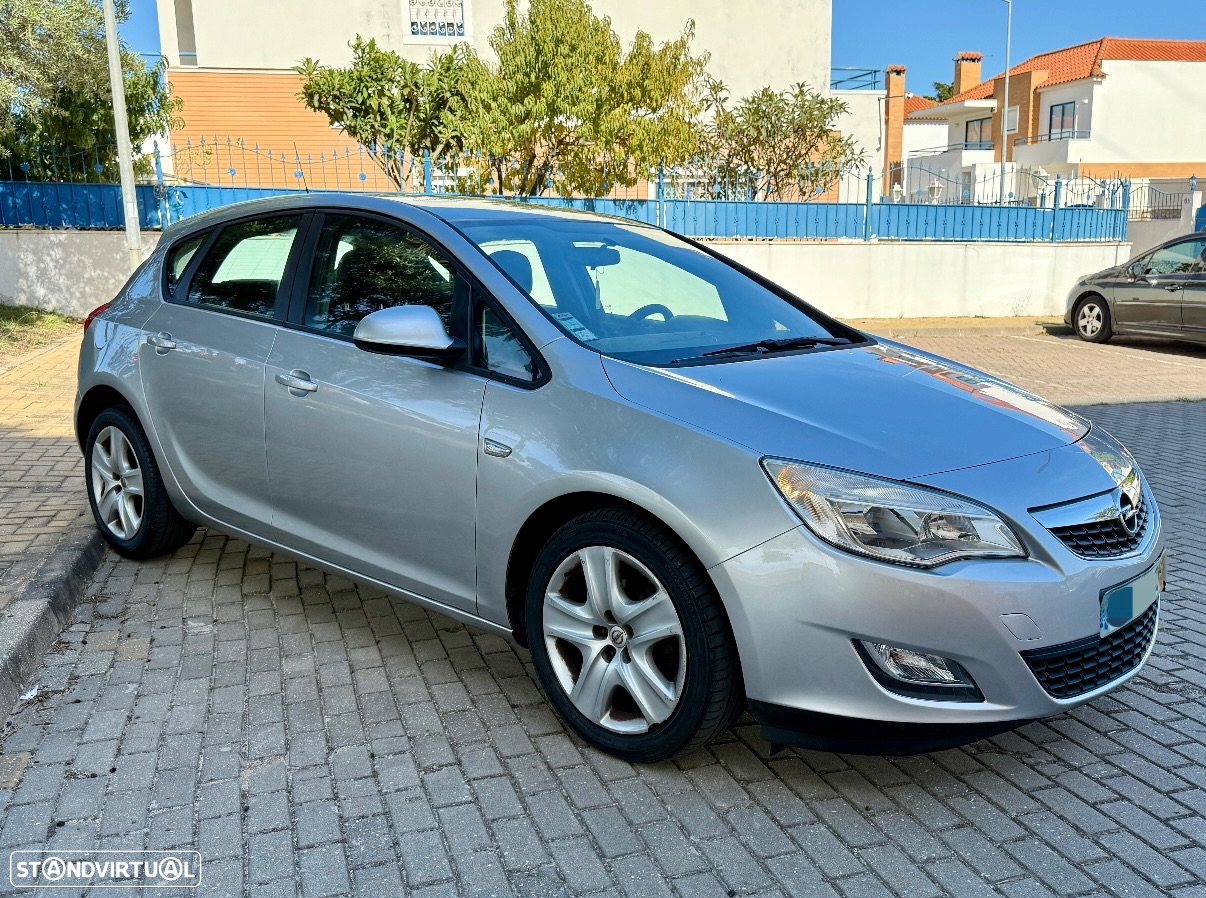 Opel Astra 1.3 CDTi Enjoy EcoFLEX - 5