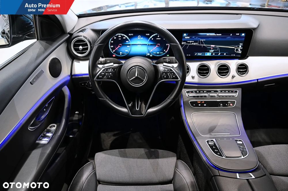 Mercedes-Benz Klasa E 220 d 4-Matic - 9