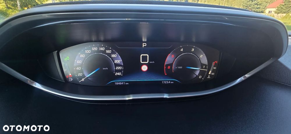 Peugeot 3008 BlueHDi 120 EAT6 Stop & Start Business Line - 30