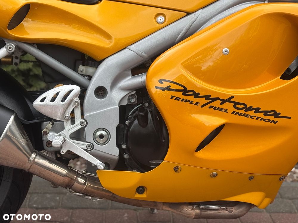Triumph Daytona - 19