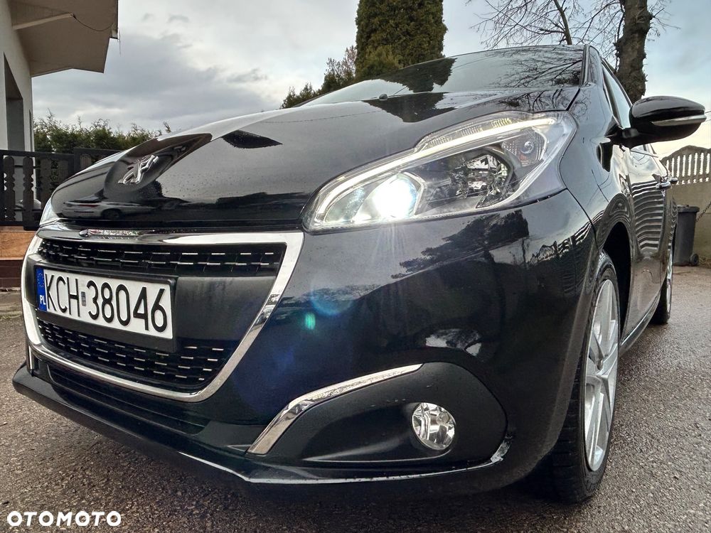 Peugeot 208 1.2 PureTech GPF Signature S&S - 5