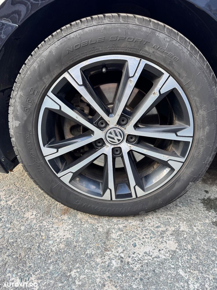 Volkswagen Passat Variant 2.0 TDI DSG (BlueMotion Technology) Highline - 9
