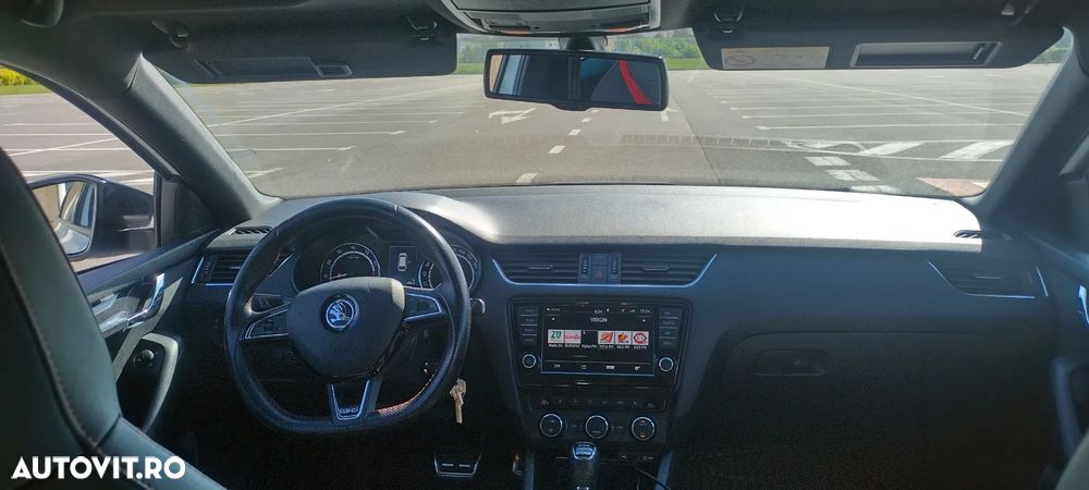 Skoda Octavia 2.0 TSI RS DSG - 13