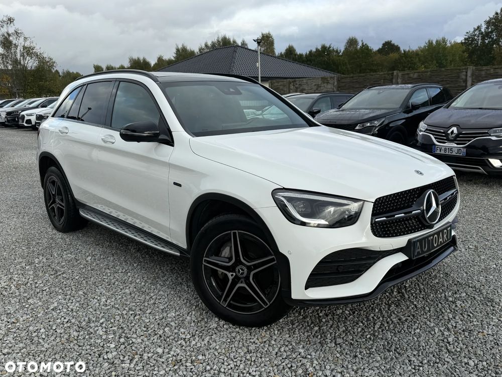 Mercedes-Benz GLC 300 de 4Matic 9G-TRONIC AMG Line Plus - 19