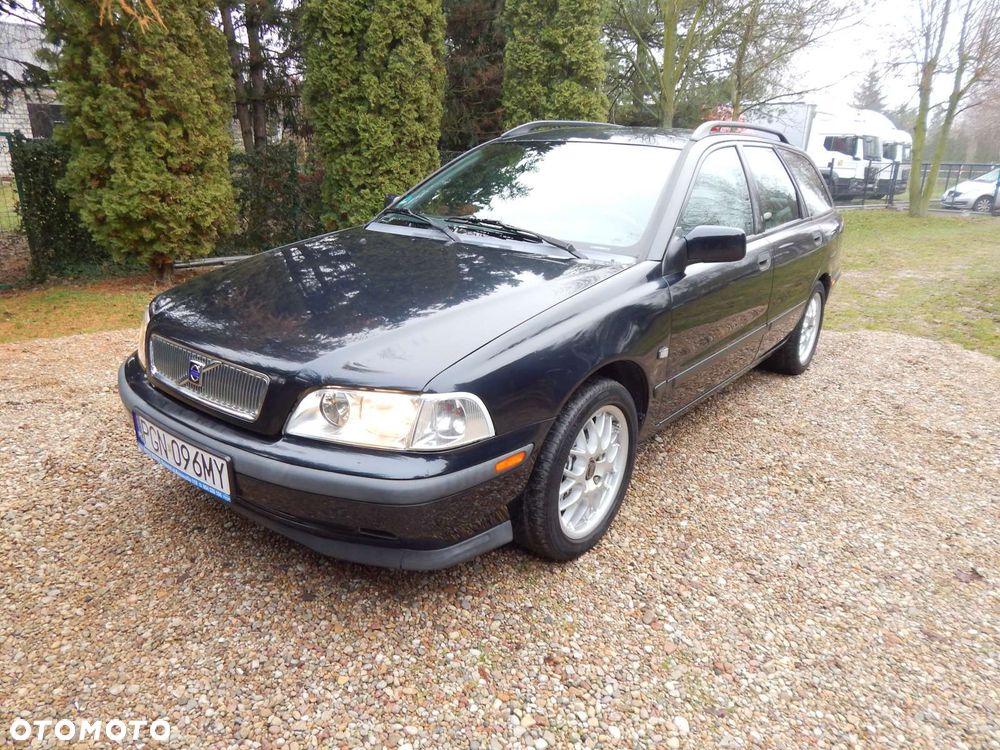 Volvo V40 2.0 Elegance - 1
