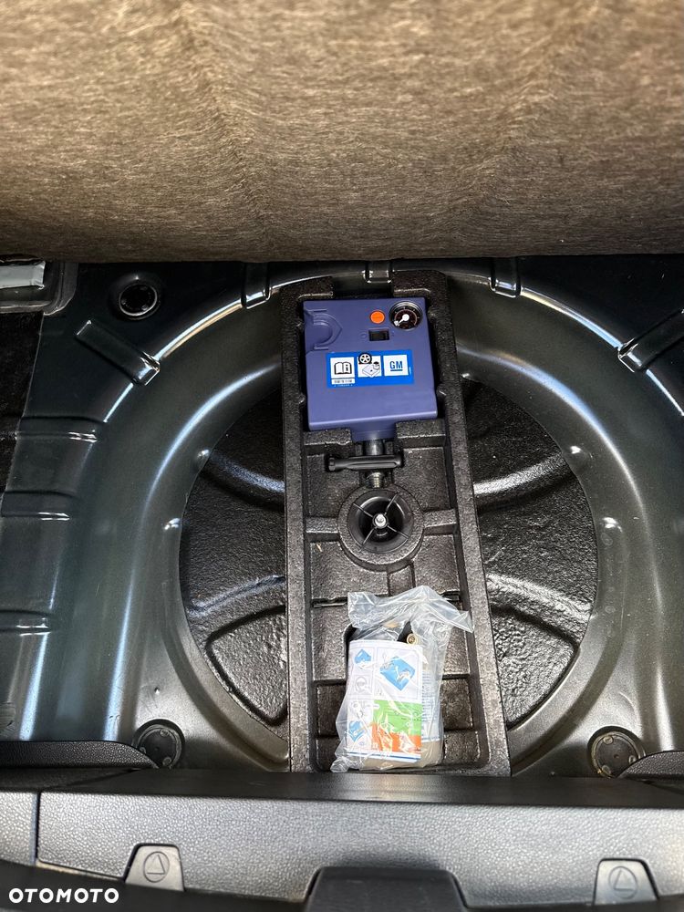 Opel Astra 2.0 CDTI BiTurbo ecoFLEX Start/Stop - 33