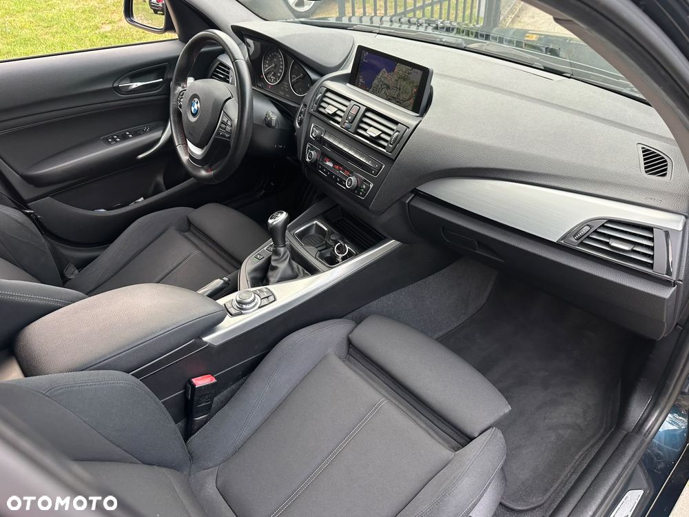BMW Seria 1 118d Sport Line - 28