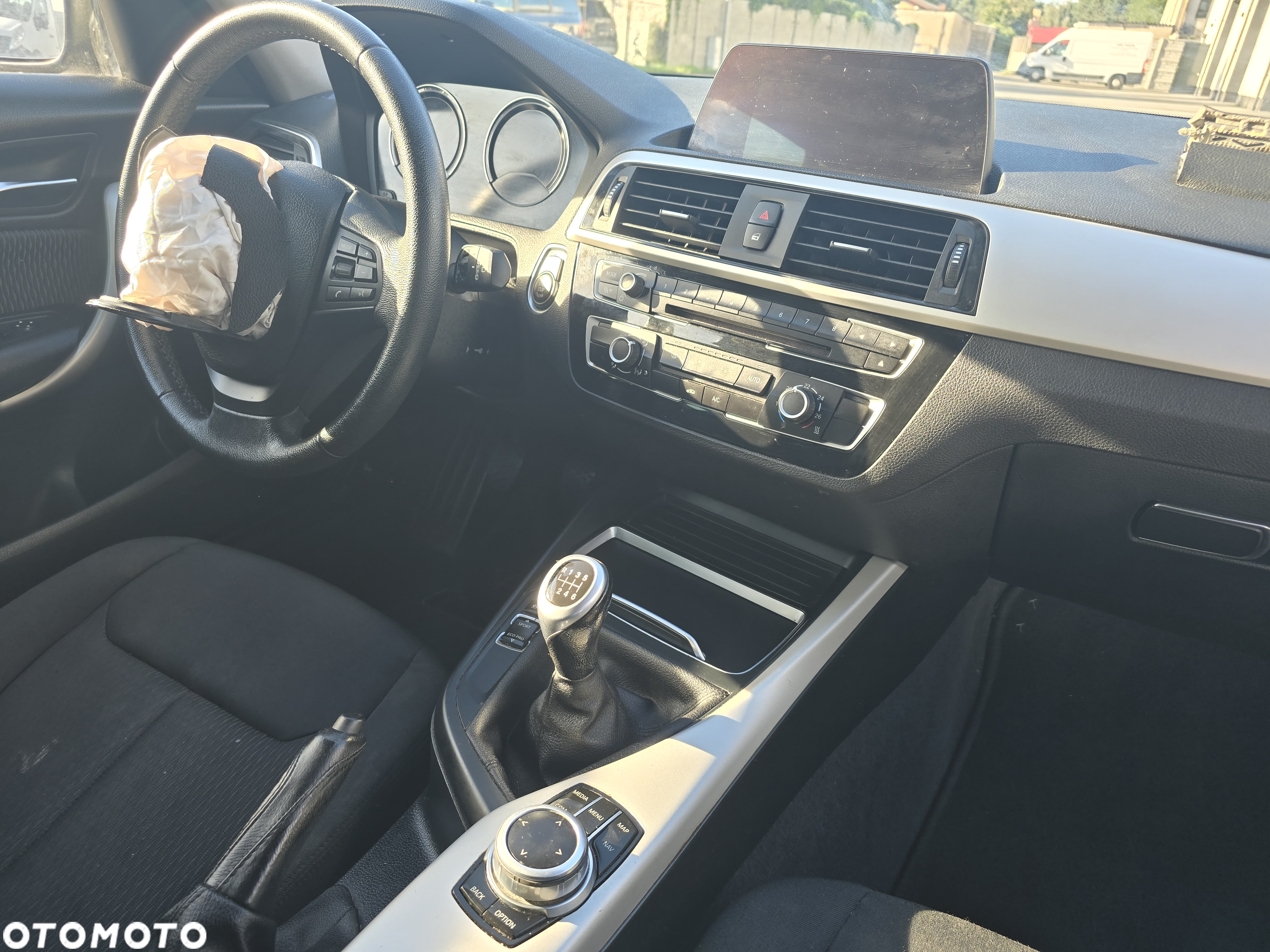BMW Seria 1 114d Sport Line - 12