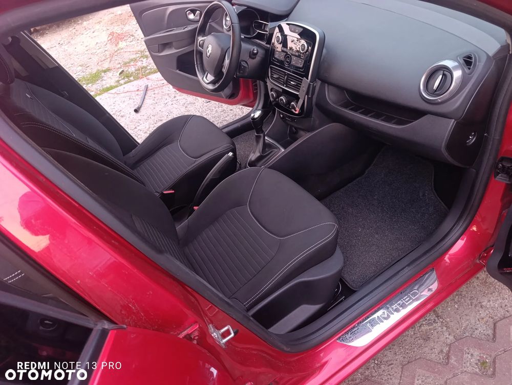 Renault Clio - 33