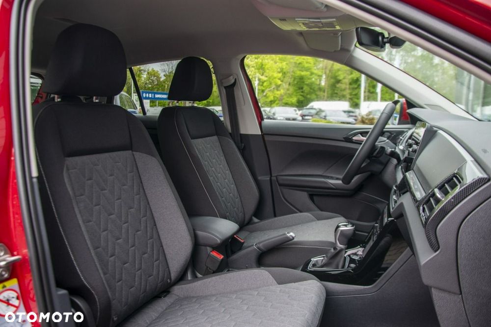 Volkswagen T-Cross - 26