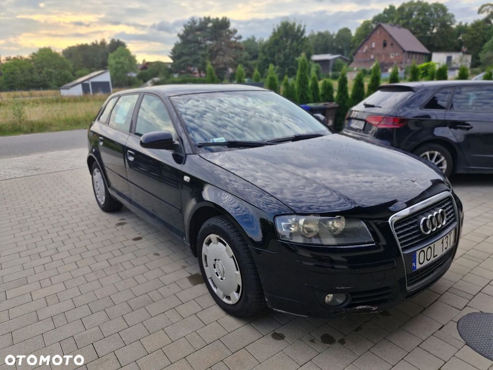 Audi A3 Sportback - 2