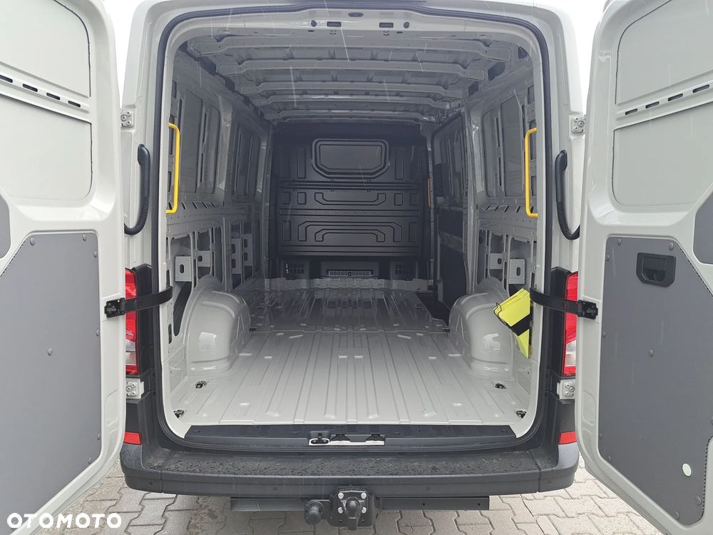 Volkswagen Crafter - 18