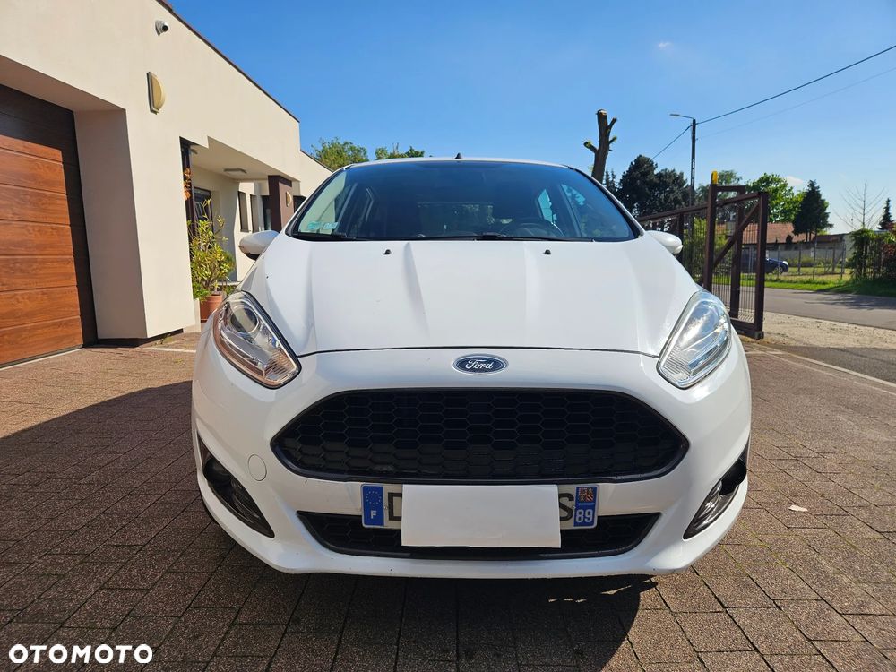 Ford Fiesta - 15